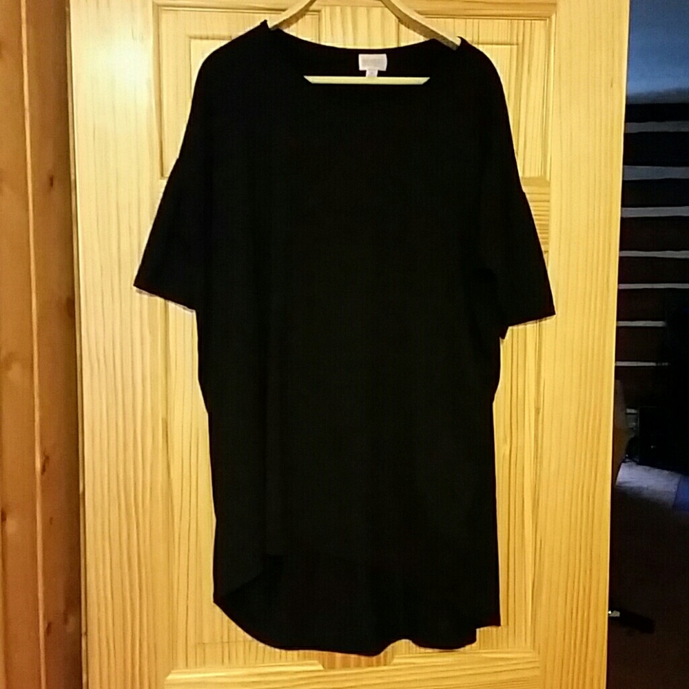 EUC LulaRoe top